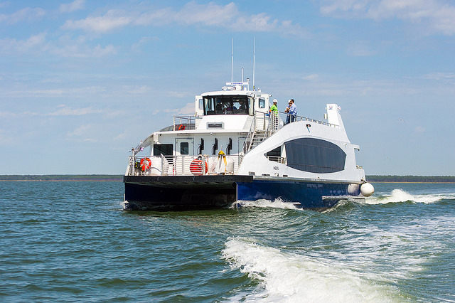 New Astoria Ferry: Open Hours with NYC Ferry staff