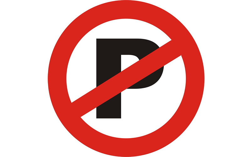 Astoria Park Parking Lot “NO OVERNIGHT PARKING”