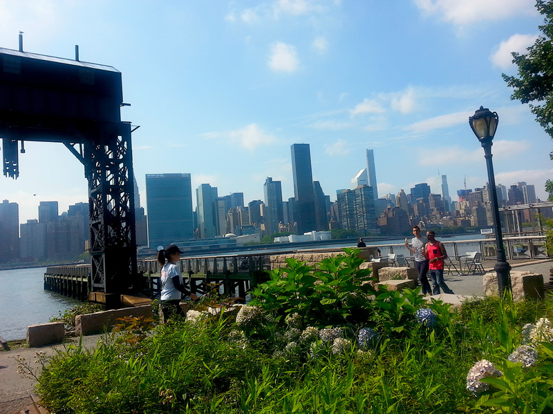 Gantry Plaza State Park