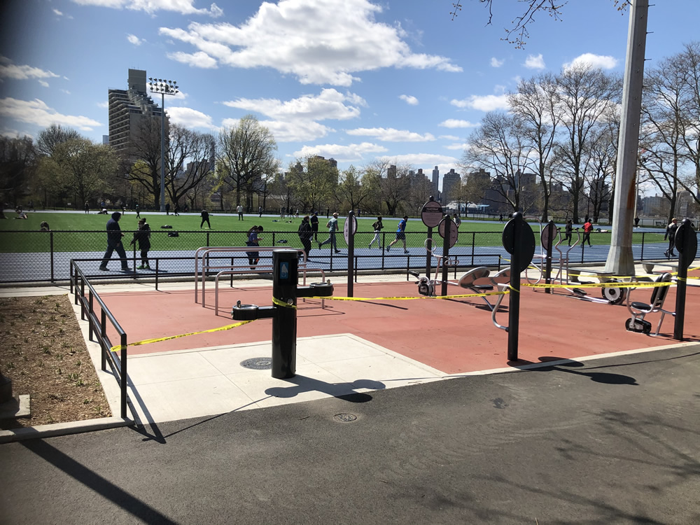 Social Distancing Astoria Park