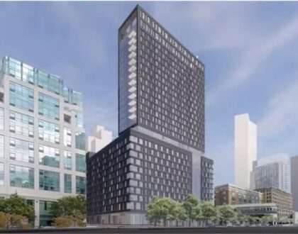 Neglected stores along Queens Plaza North to be replaced with a 26-story-residential-apartment complex